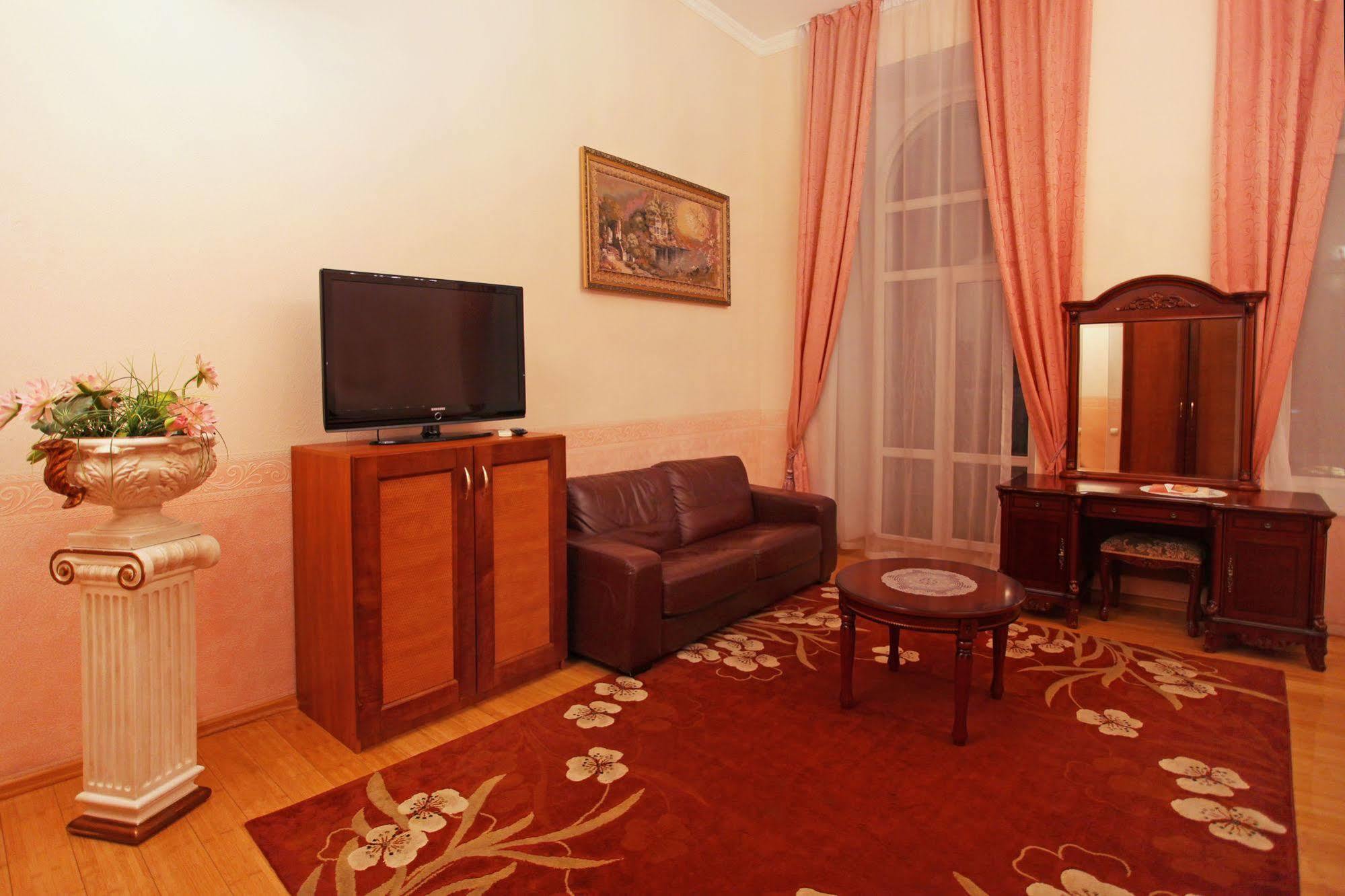 Ekaterina Hotel Oldenburg Bagian luar foto