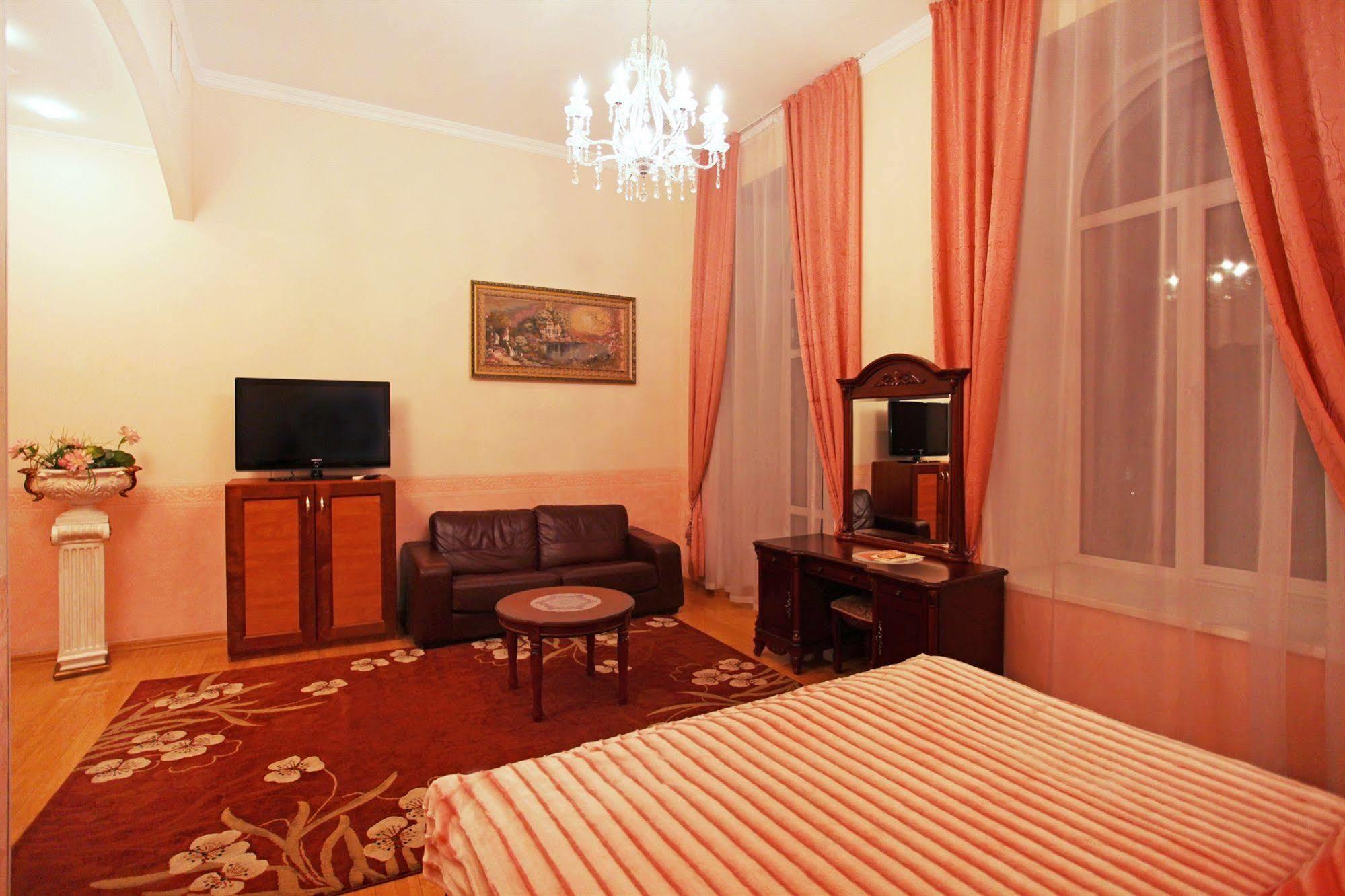 Ekaterina Hotel Oldenburg Bagian luar foto