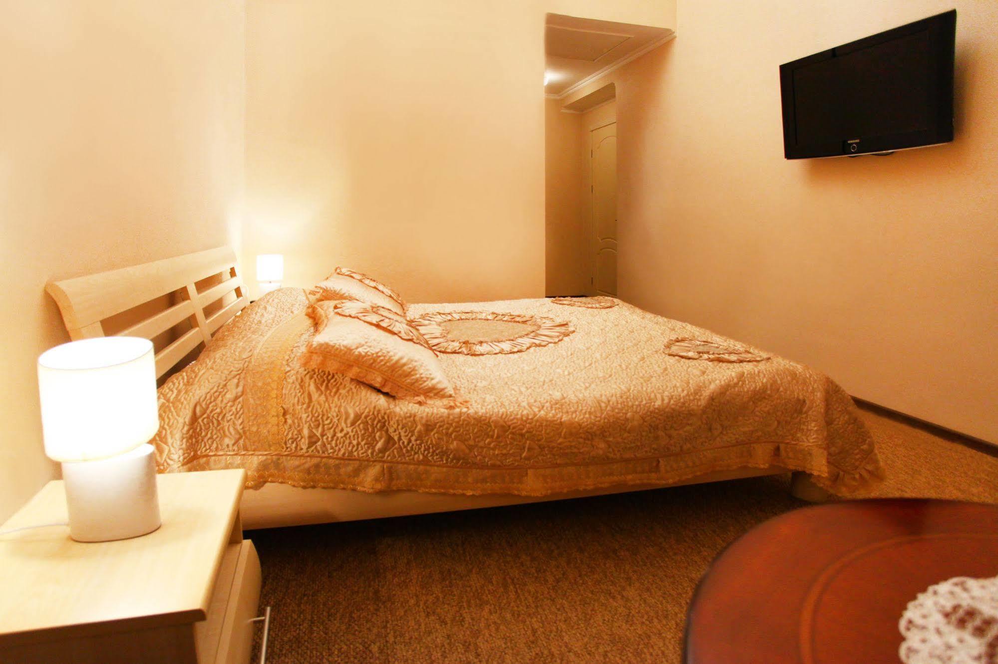 Ekaterina Hotel Oldenburg Bagian luar foto